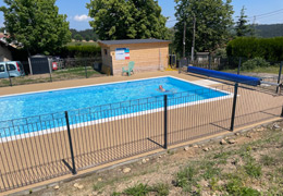 Outdoor heated pool in the campsite